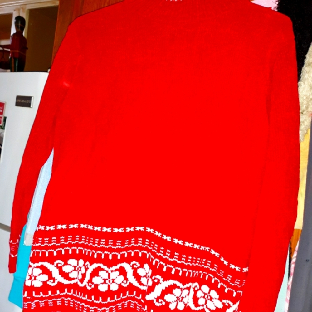 Red velvet feel sweater very warm size med